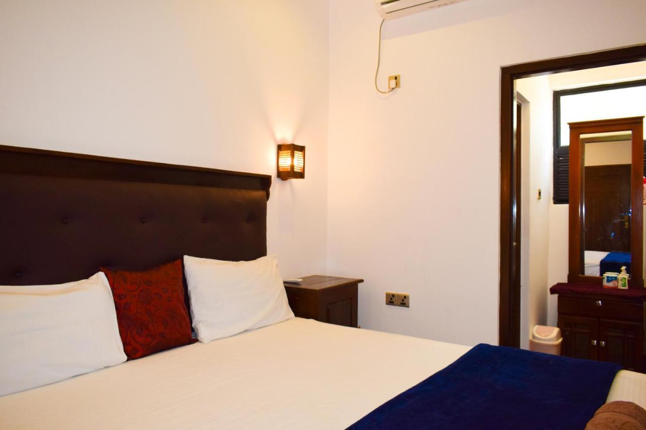 Alffa Guest Inn Тринкомале Екстериор снимка